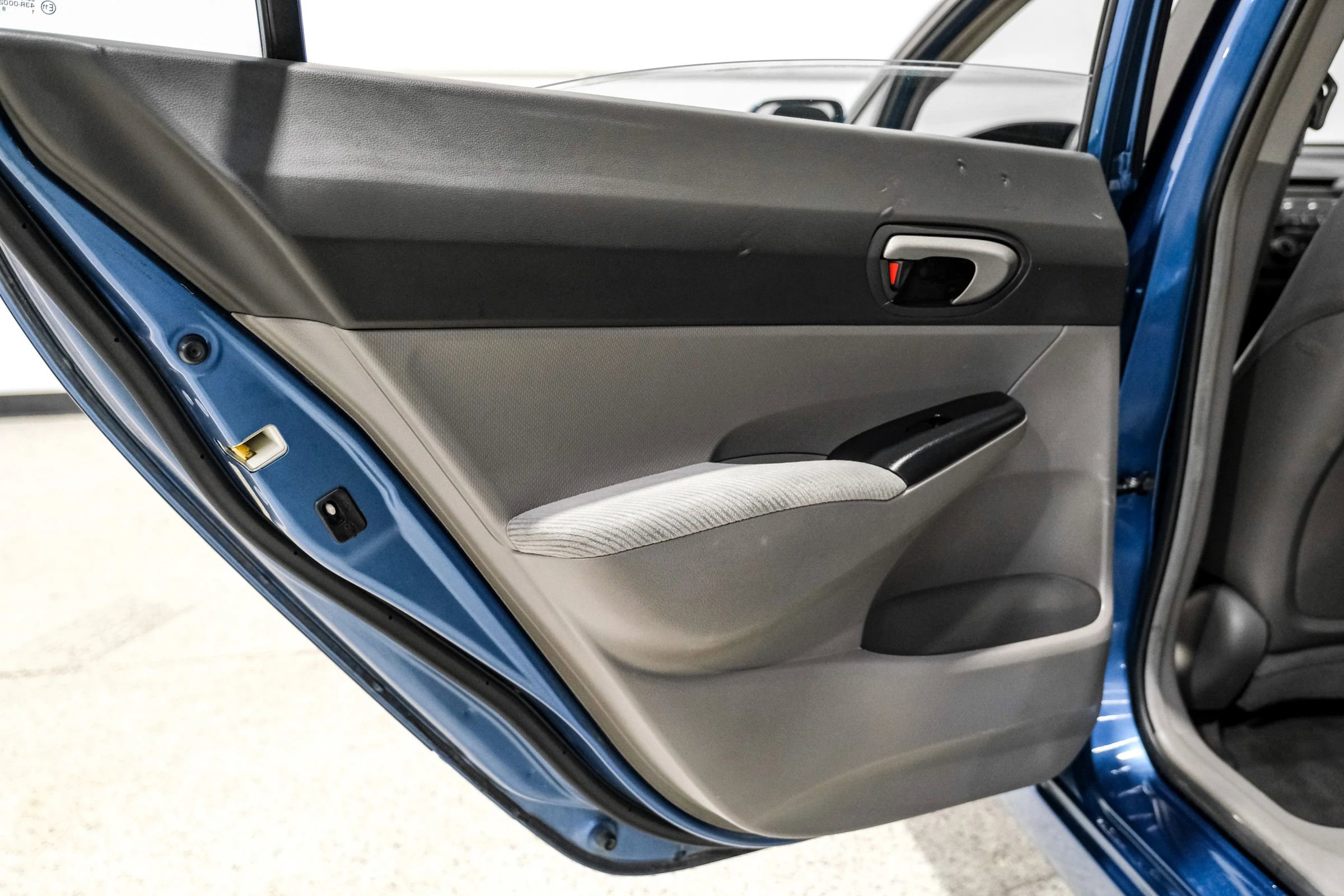 Used 2011 Honda Civic LX image 43