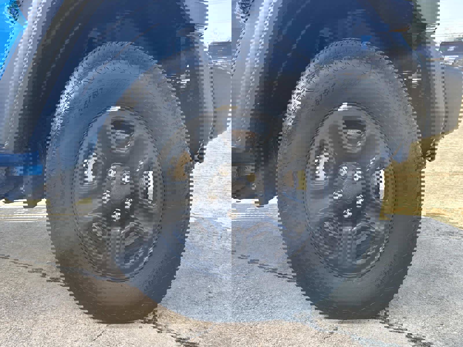 Used 2025 Jeep Wrangler Sport image 16