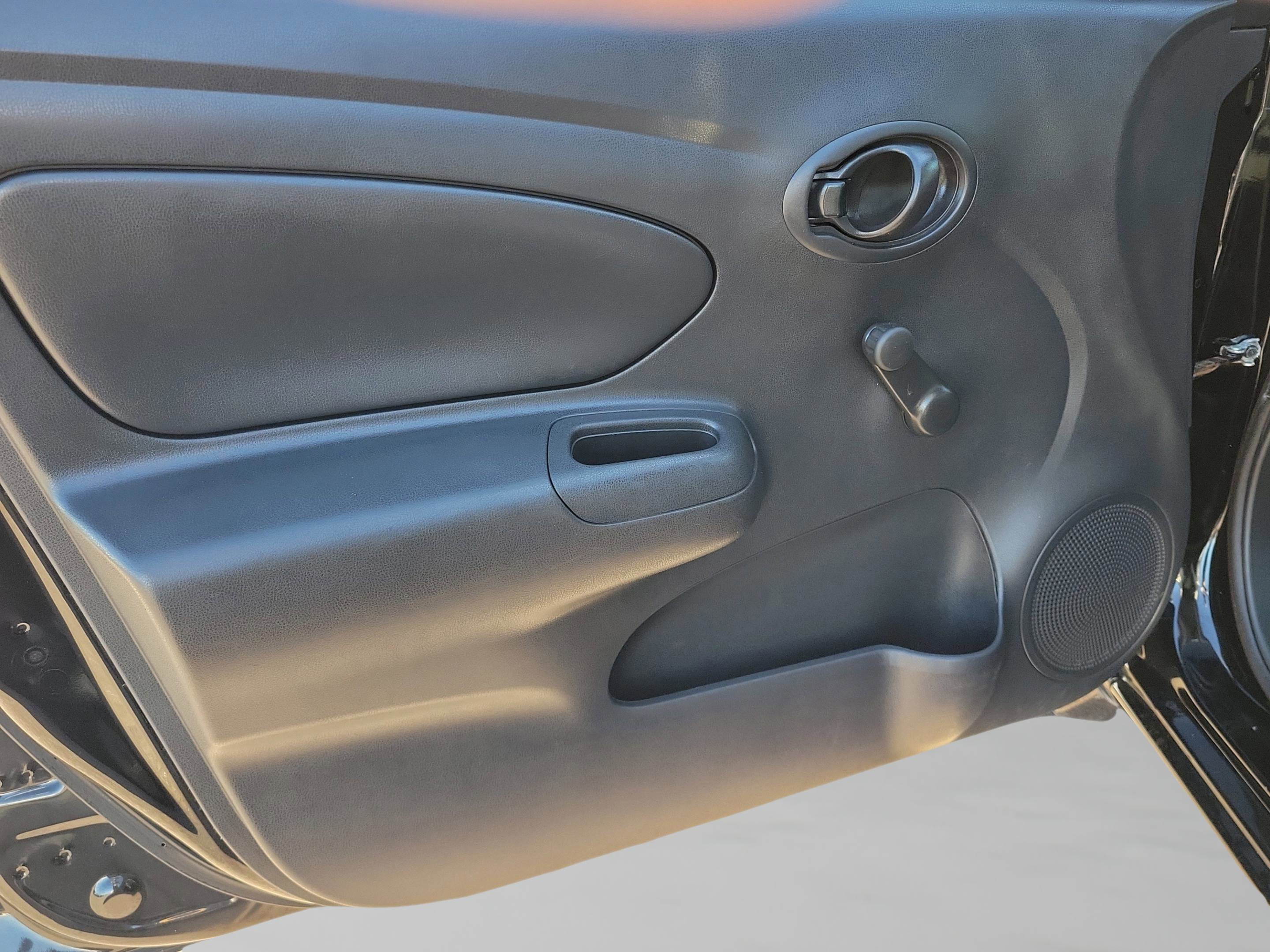 Used 2018 Nissan Versa S Plus image 17