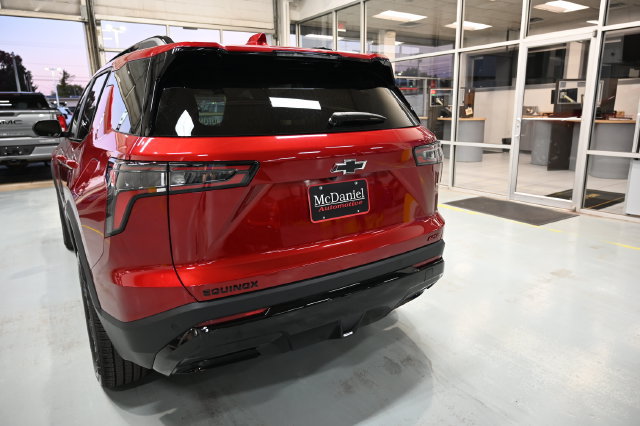 New 2027 Chevrolet Equinox RS w/ Convenience Package III FWD image 6