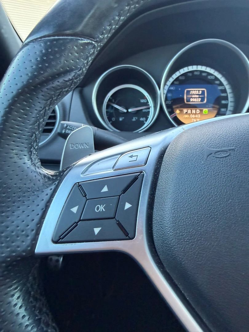 Used 2012 Mercedes-Benz C 63 AMG Sedan image 22