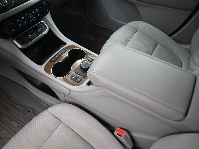 Used 2020 GMC Acadia SLE w/ Driver Convenience Package image 31
