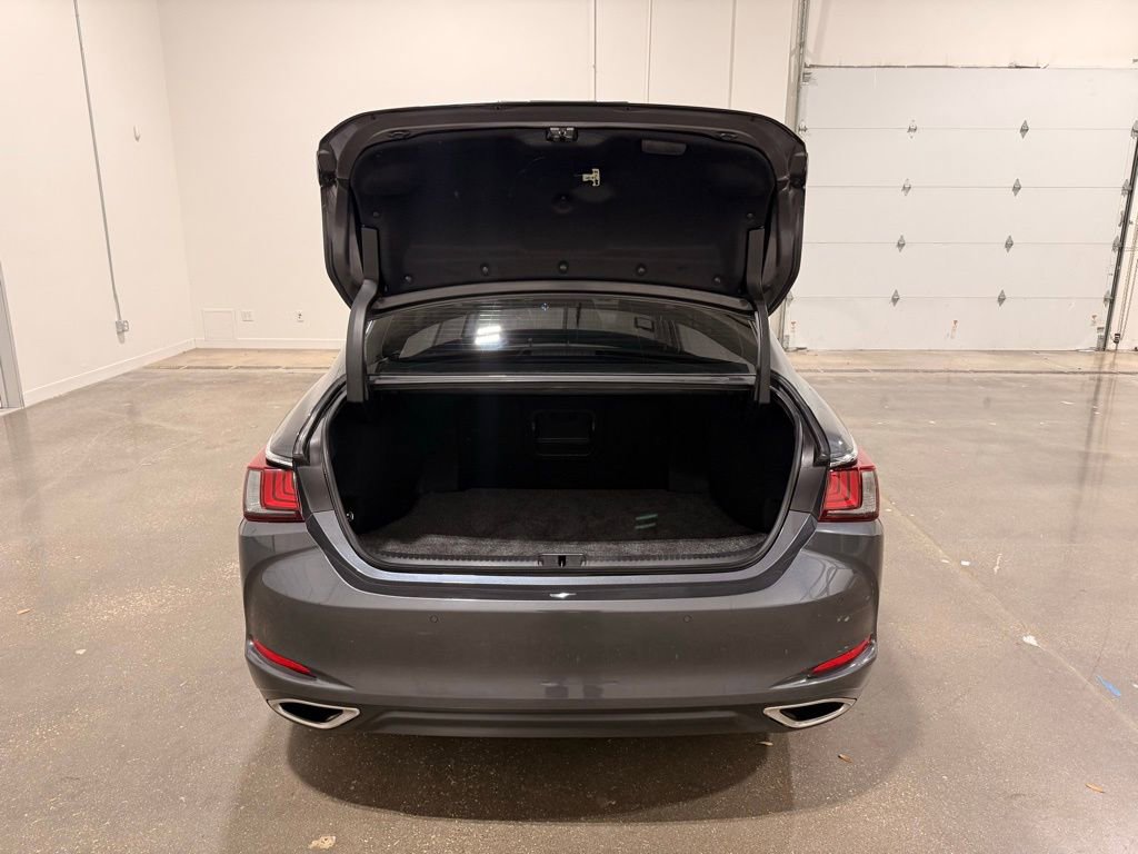 Used 2022 Lexus ES 350 w/ Premium Package FWD image 9