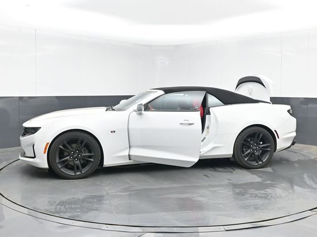 Used 2021 Chevrolet Camaro LT w/ RS Package image 45
