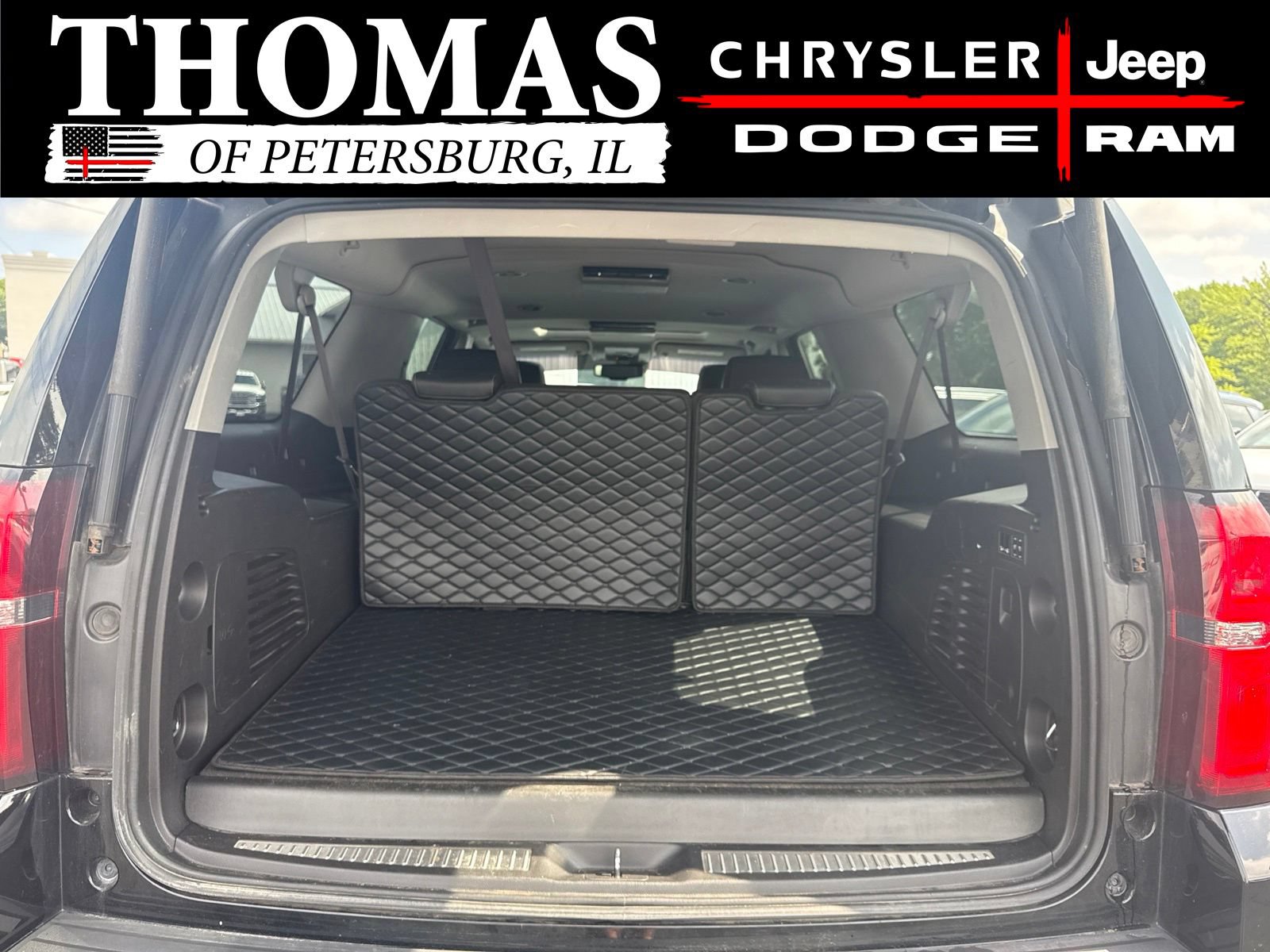 Used 2016 Chevrolet Suburban LT AWD/4WD image 26