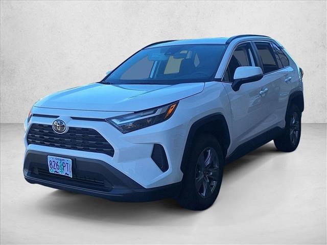 Used 2024 Toyota RAV4 XLE image 1