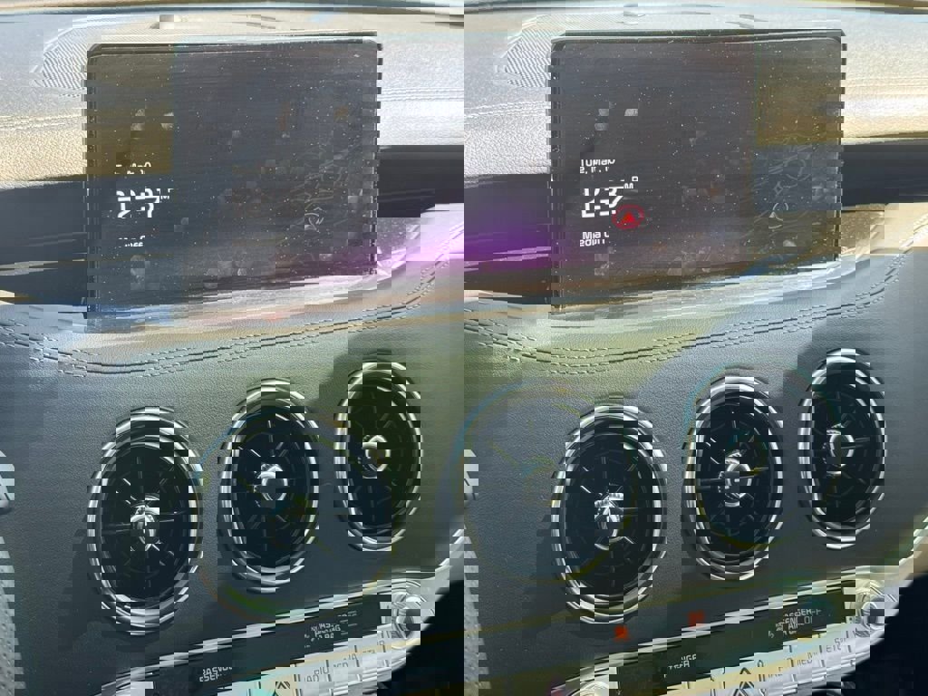 Used 2023 Kia Stinger GT2 image 32