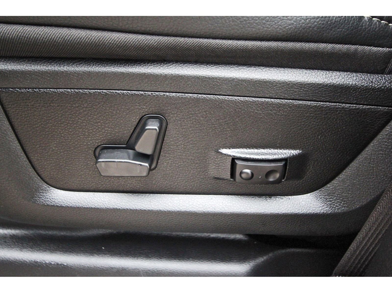 Used 2025 RAM 3500 Laramie w/ Towing Technology Group image 29