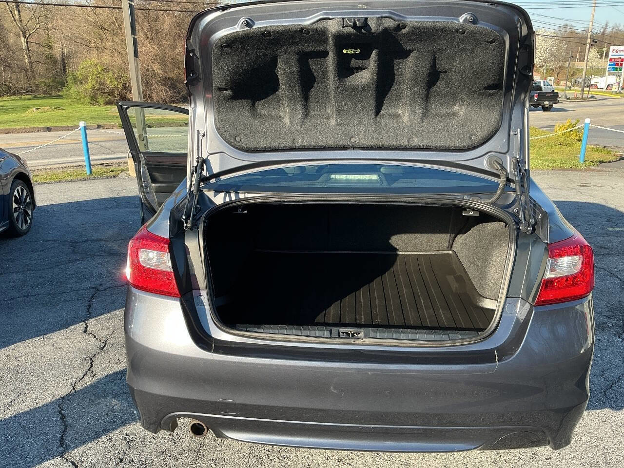 Used 2015 Subaru Legacy 2.5i Limited image 16