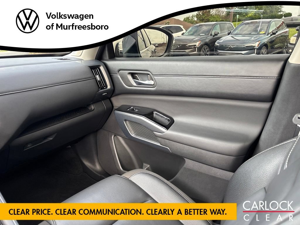 Used 2024 Nissan Pathfinder SL w/ SL Premium Package AWD/4WD image 27