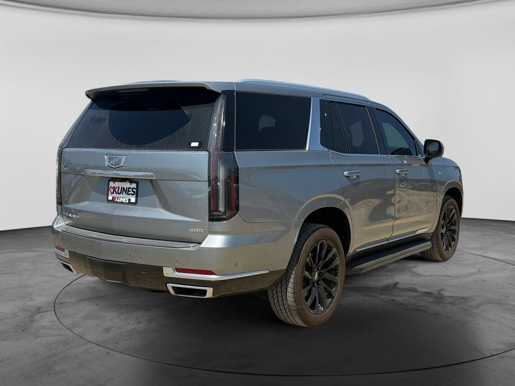 Used 2025 Cadillac Escalade Premium Luxury AWD/4WD image 10