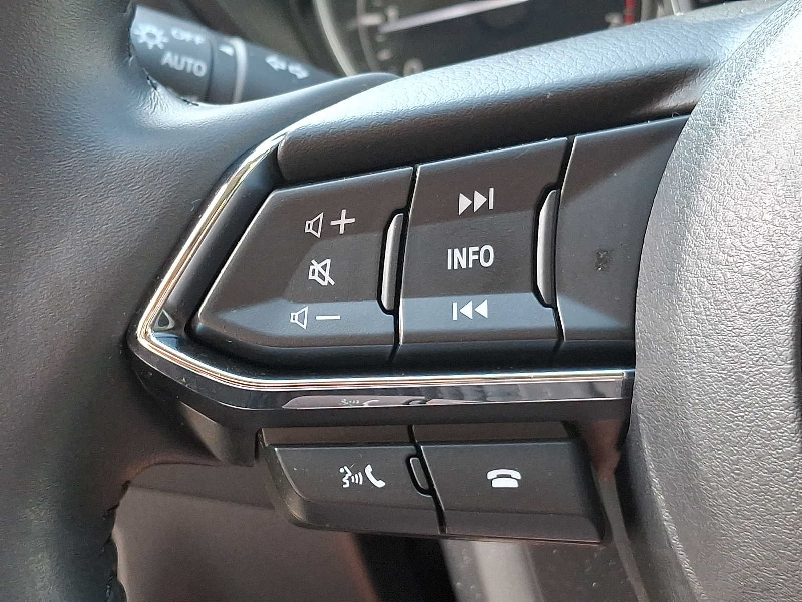Used 2024 MAZDA CX-5 AWD 2.5 S w/ Preferred Package image 19