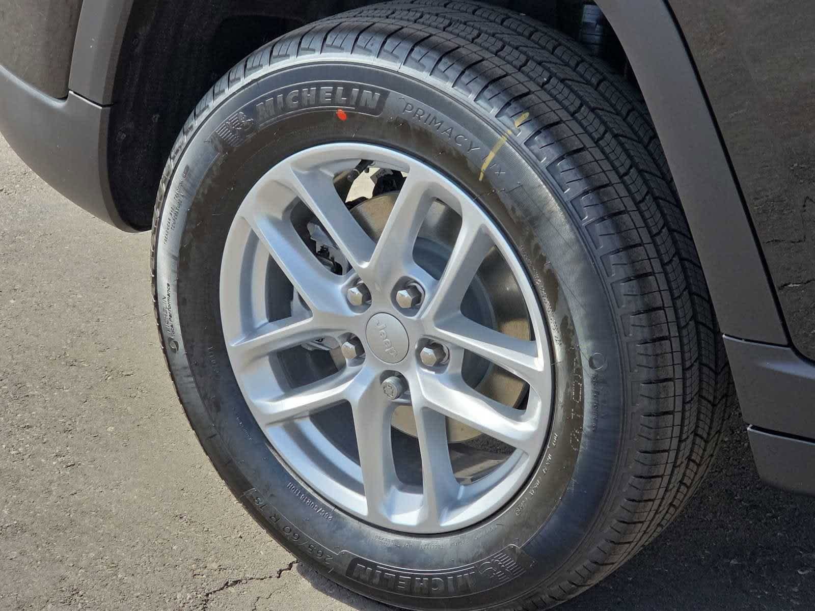 New 2026 Jeep Grand Cherokee Laredo X RWD image 25