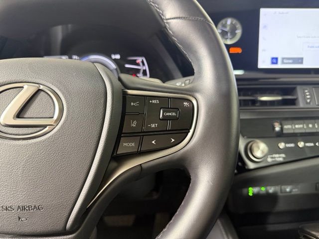 Used 2025 Lexus ES 300h w/ Premium Package FWD image 27