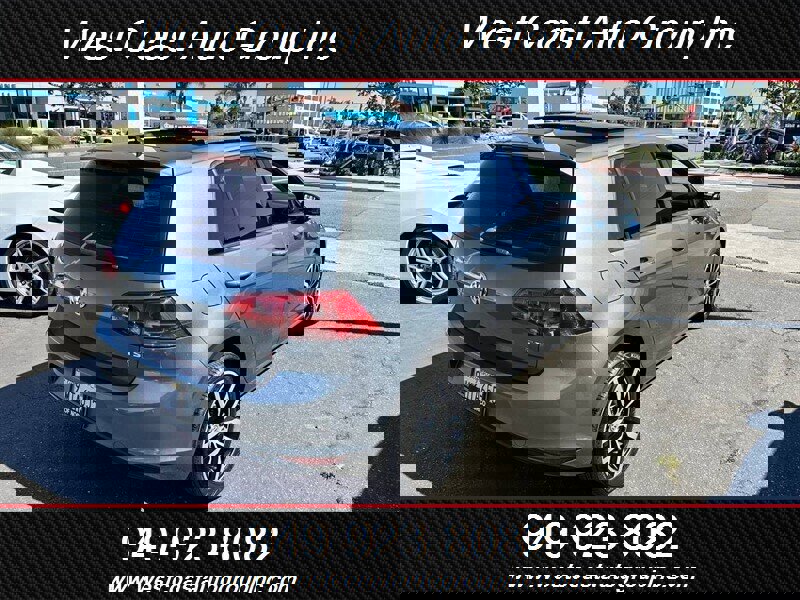 Used 2017 Volkswagen Golf SE image 3