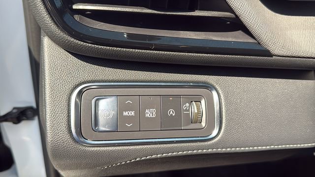 Used 2025 Buick Enclave Sport Touring FWD image 14