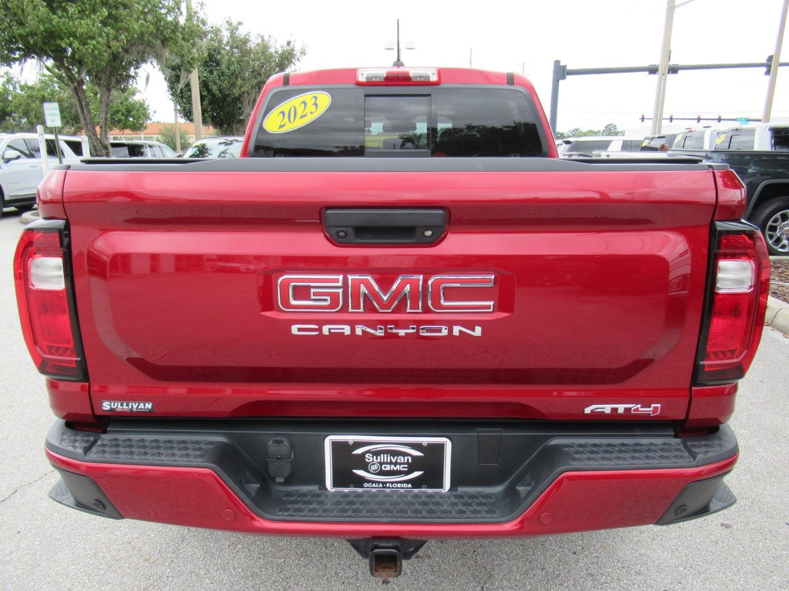 Used 2023 GMC Canyon AT4 w/ AT4 Premium Package AWD/4WD image 7