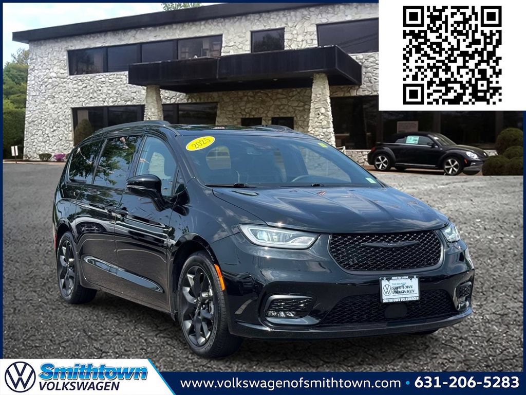 Used 2025 Chrysler Pacifica Limited FWD video 1