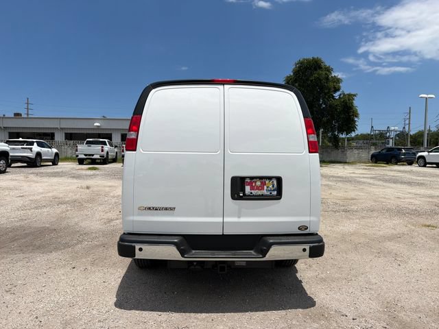 New 2026 Chevrolet Express 3500 Extended w/ Driver Convenience Package RWD image 11