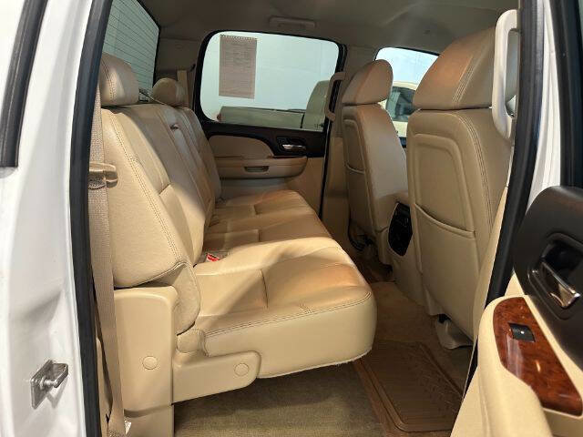 Used 2008 Chevrolet Silverado 2500 LTZ w/ Safety Package image 18