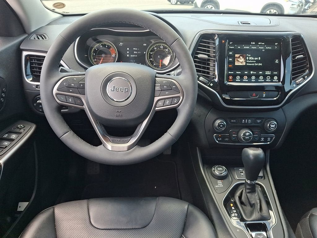 Used 2022 Jeep Cherokee Limited AWD/4WD image 11