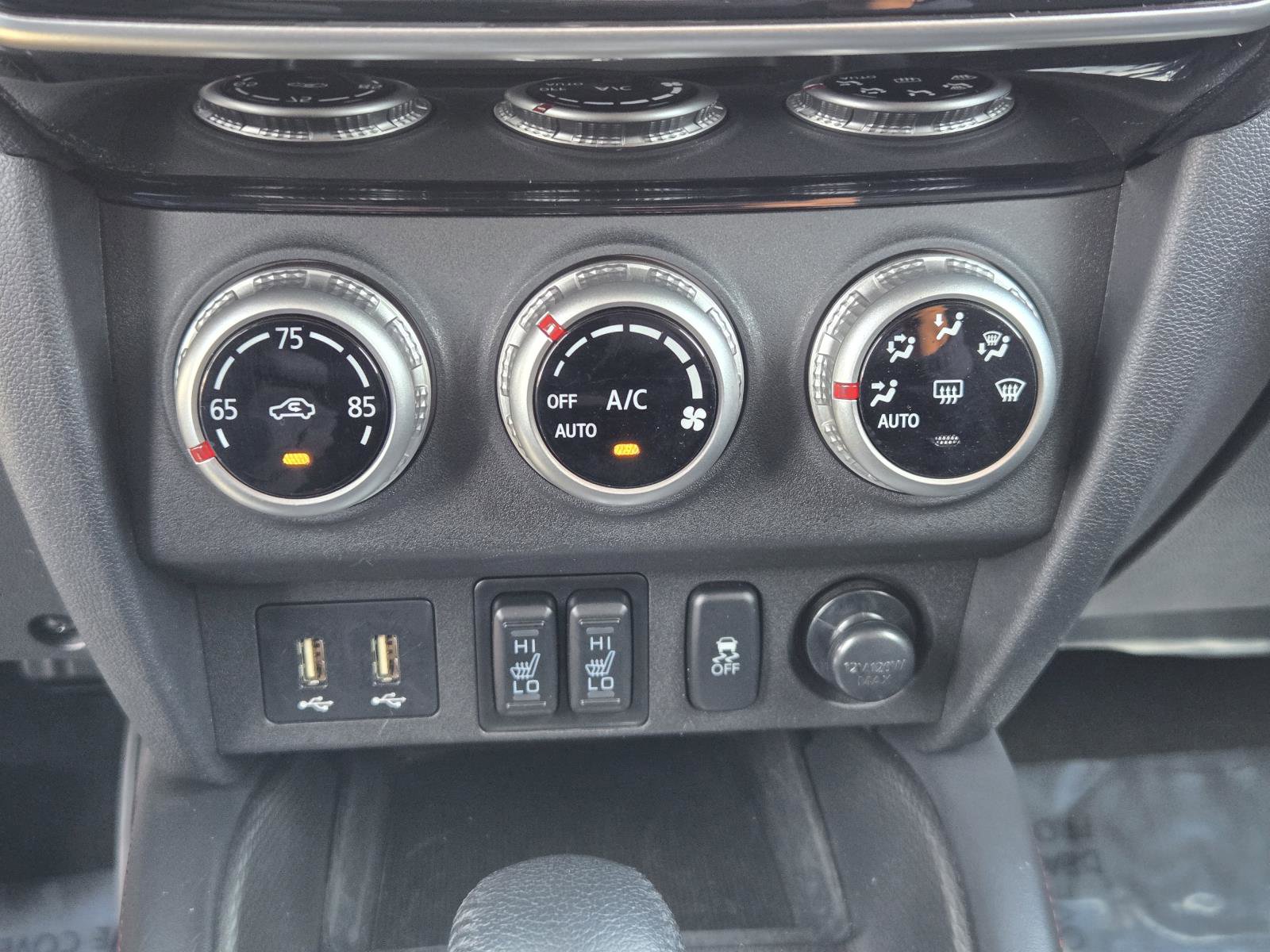 Used 2024 Mitsubishi Outlander Sport SE image 12