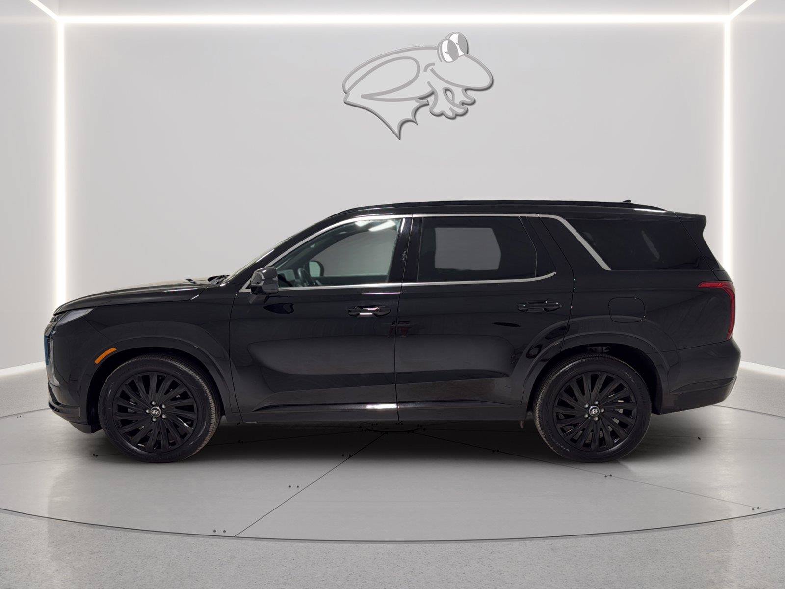 Used 2025 Hyundai Palisade Calligraphy AWD/4WD image 2