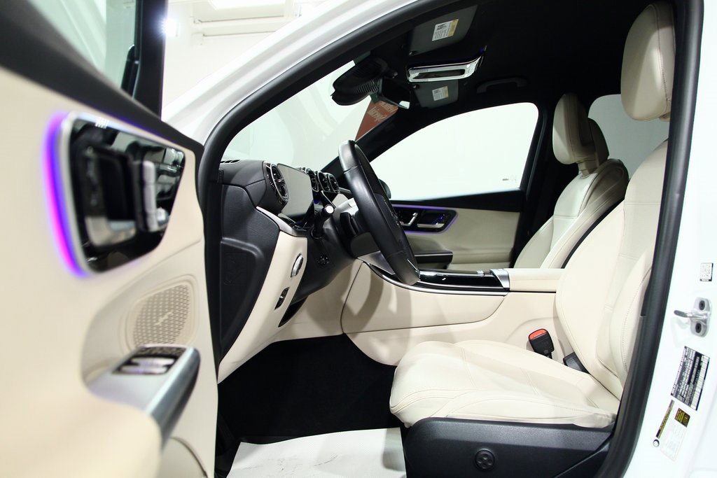 Certified 2025 Mercedes-Benz GLC 300 4MATIC image 18