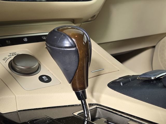 Used 2014 Lexus ES 350 w/ Luxury Package FWD image 21