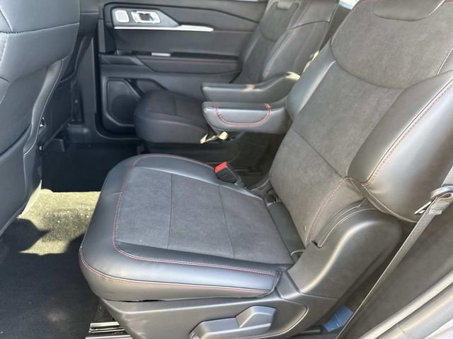 New 2026 Ford Explorer ST w/ Sun And Sound Package image 17