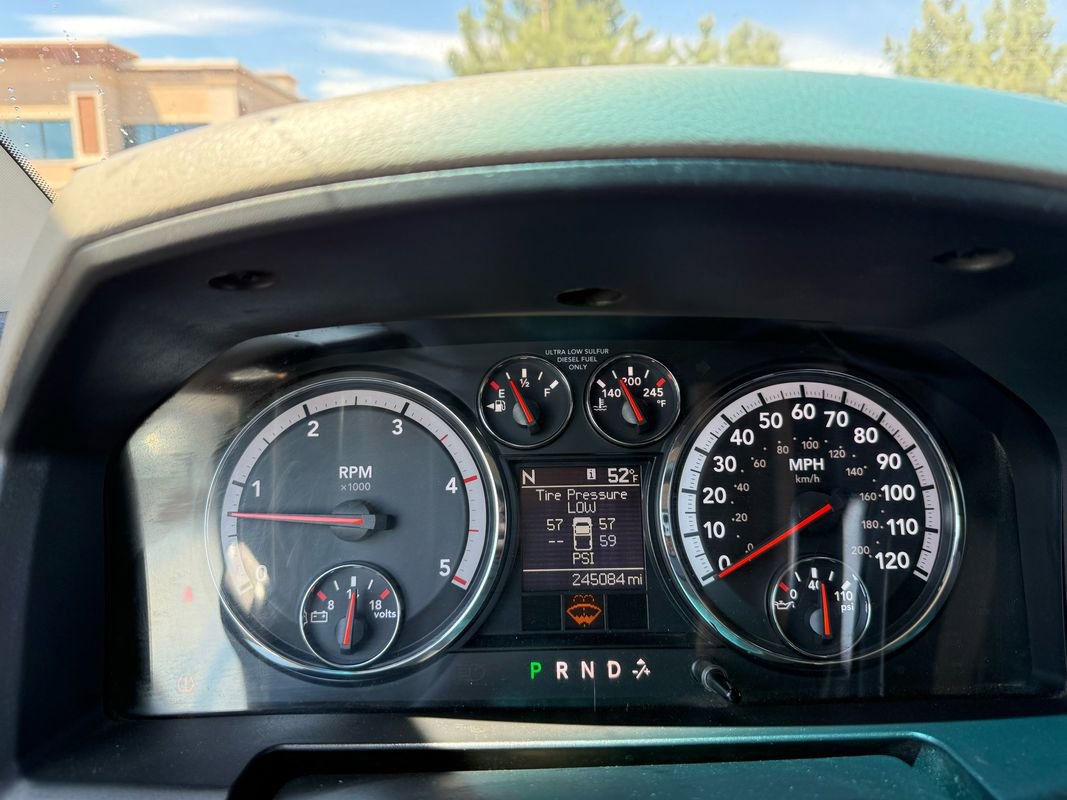 Used 2012 RAM 2500 SLT w/ Technology Group AWD/4WD image 31