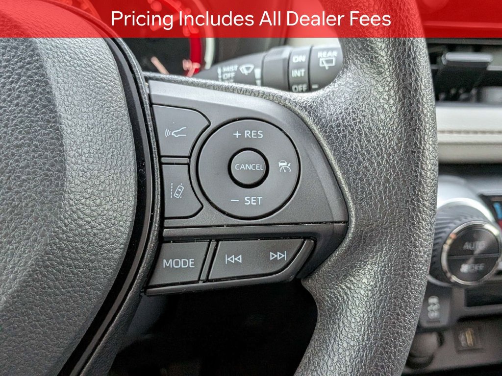 Certified 2025 Toyota RAV4 XLE w/ Convenience Package FWD image 27