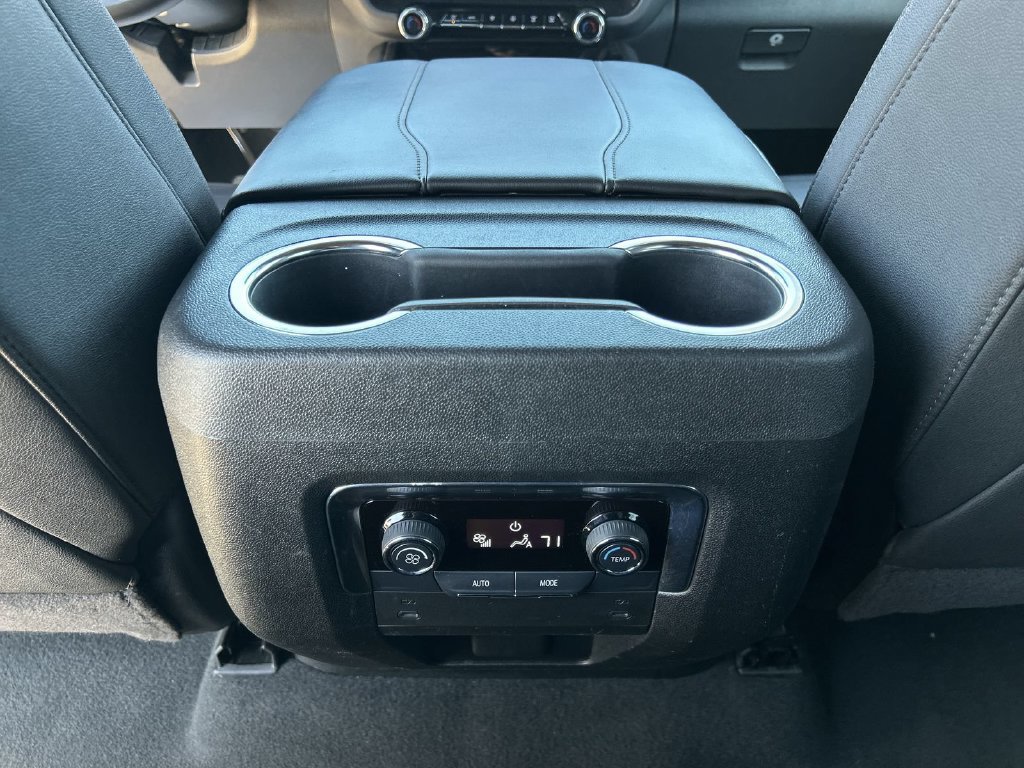 Certified 2025 Chevrolet Suburban LT AWD/4WD image 19