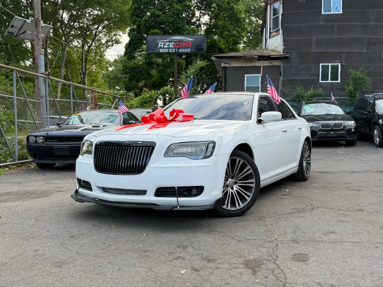 Used 2012 Chrysler 300 S RWD image 3