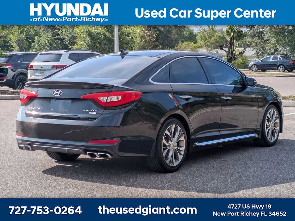 Used 2015 Hyundai Sonata Limited 2.0T FWD image 5