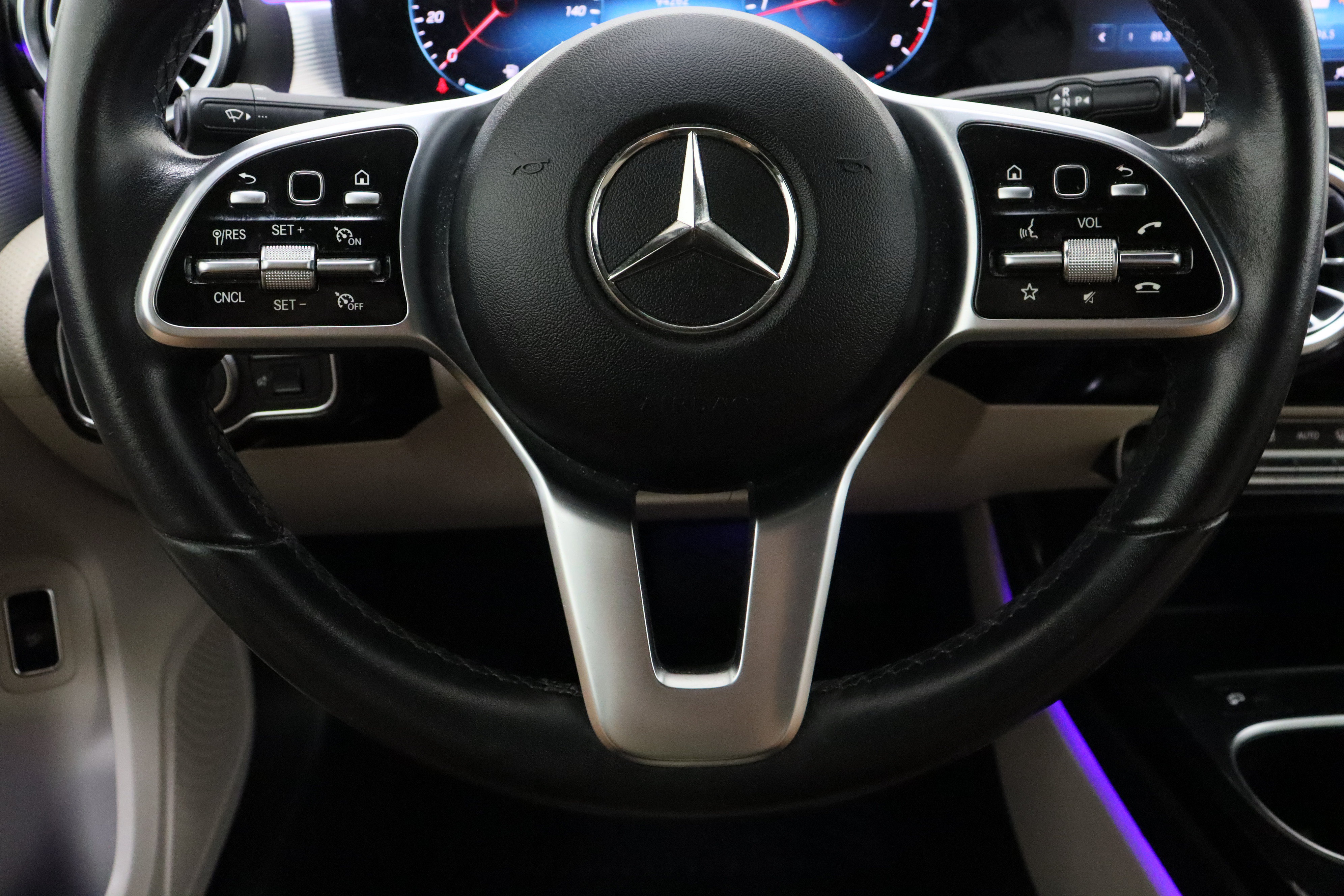 Used 2021 Mercedes-Benz A 220 image 24