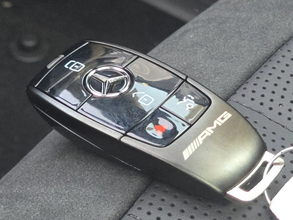 New 2026 Mercedes-Benz GLS 63 AMG 4MATIC image 40