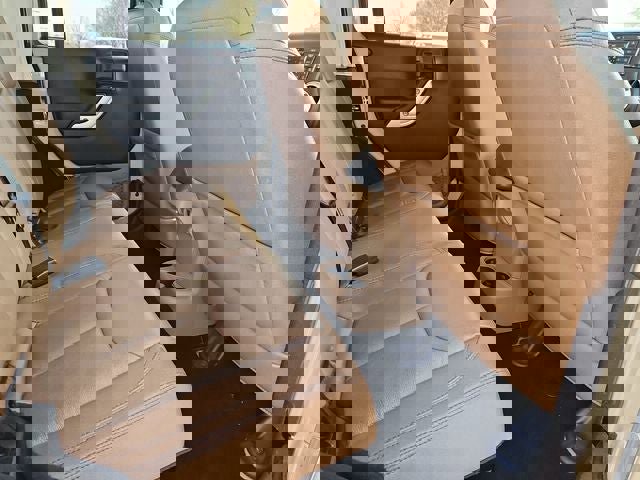 Used 2016 Jeep Wrangler Unlimited Sahara w/ Max Tow Package image 15