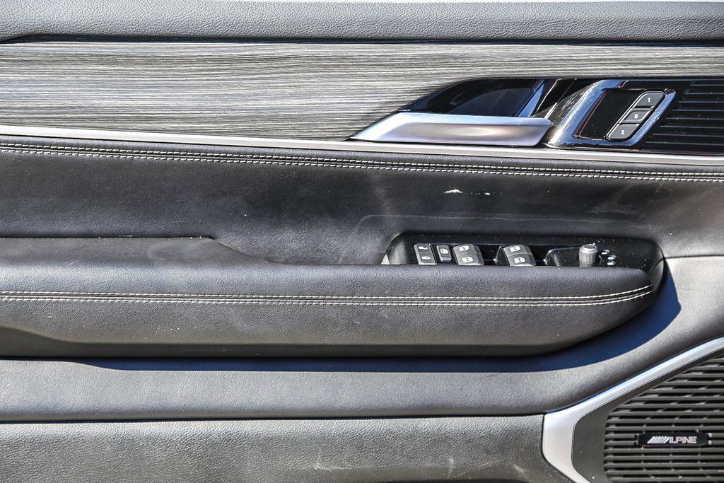 Used 2024 Jeep Wagoneer L Series II image 22