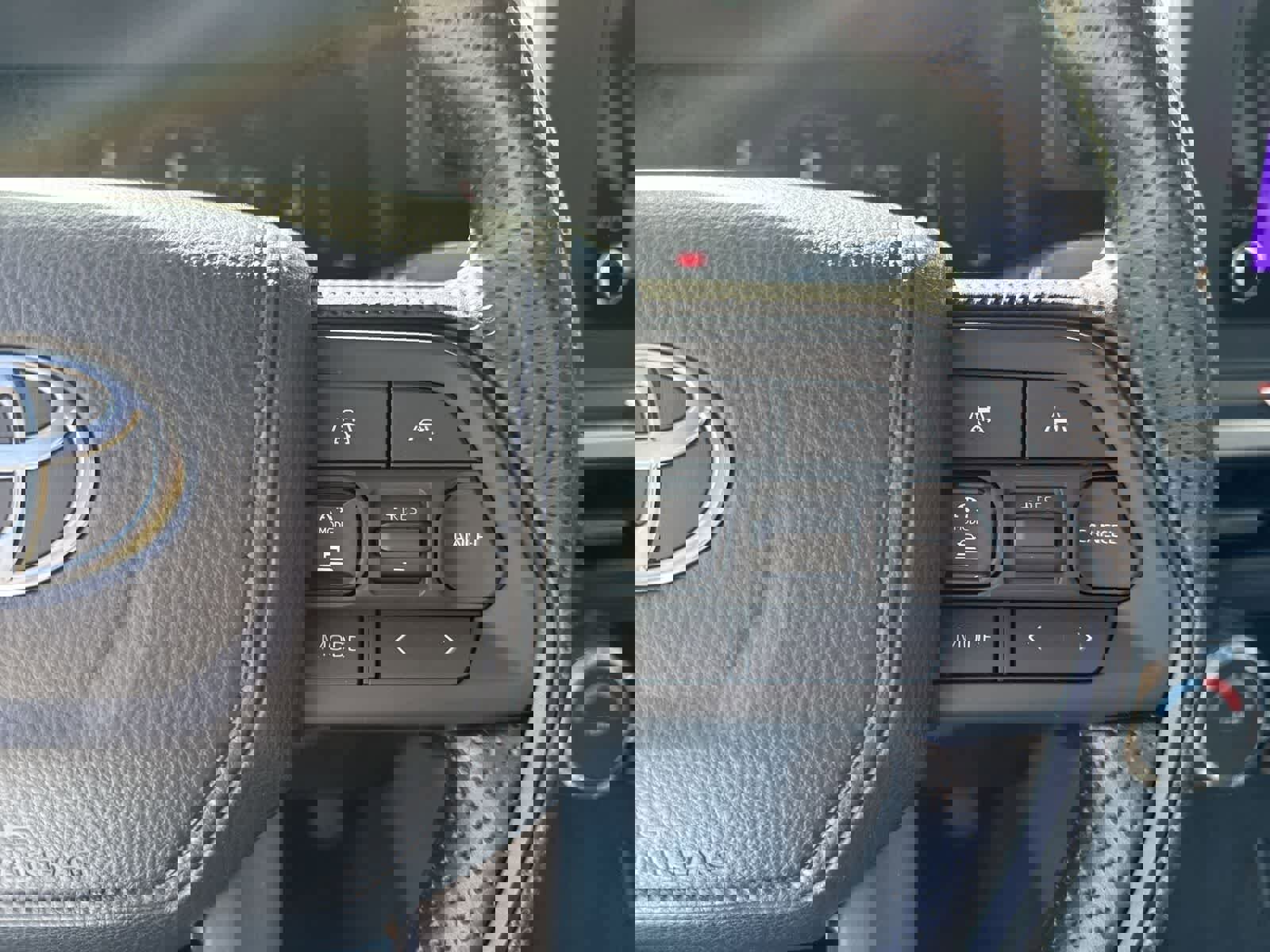 New 2025 Toyota Tacoma SR w/ SR Upgrade Package image 29