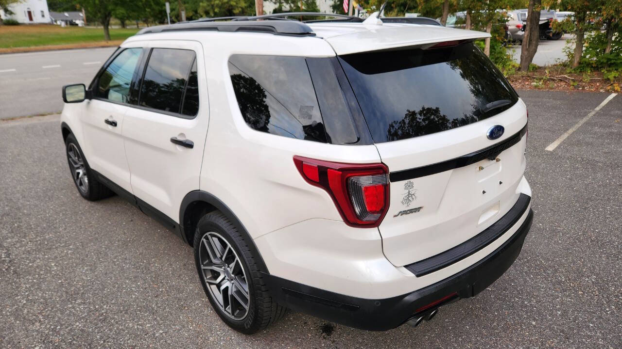 Used 2018 Ford Explorer Sport w/ Equipment Group 401A image 12