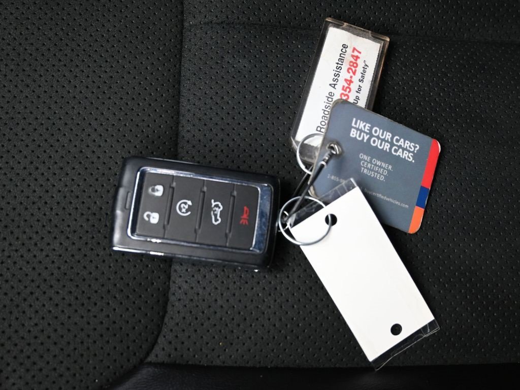 Used 2024 Jeep Grand Cherokee L Laredo image 28