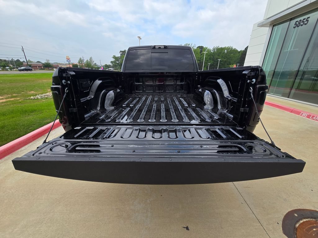 Used 2026 RAM 3500 Longhorn w/ Towing Technology Group AWD/4WD image 11