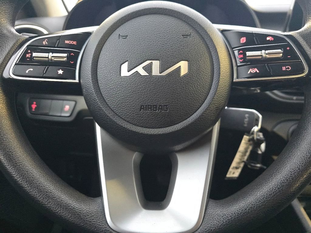 Used 2024 Kia Forte LXS image 15