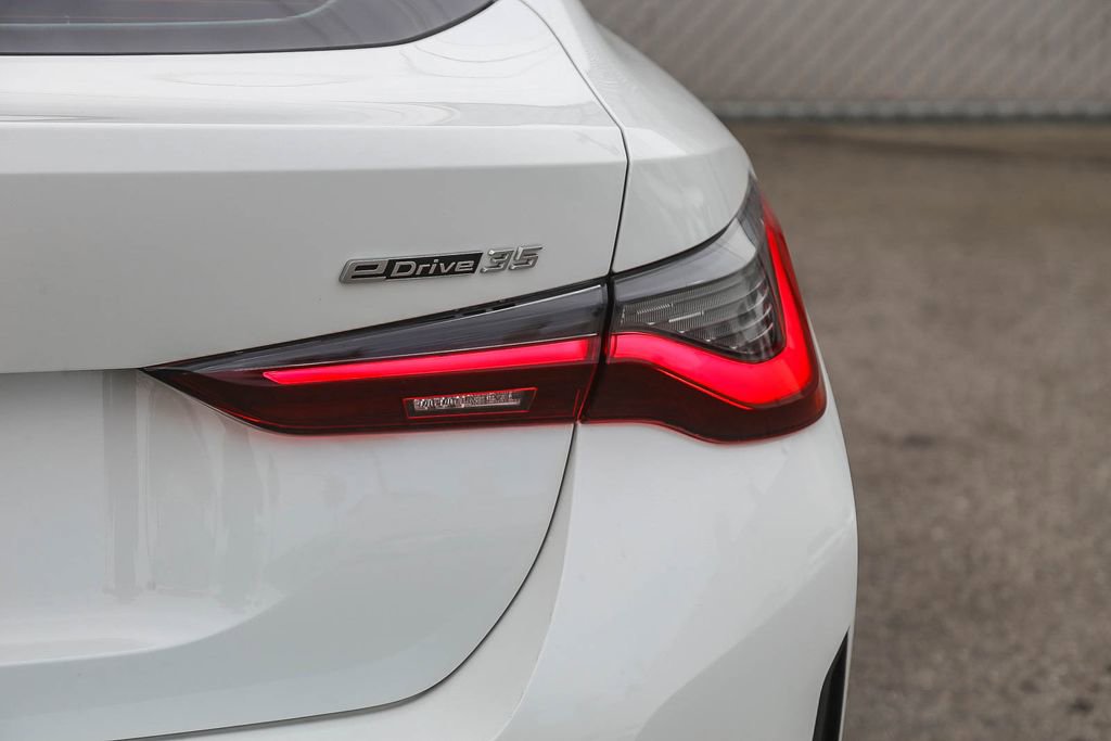 Certified 2023 BMW i4 eDrive35 RWD image 7