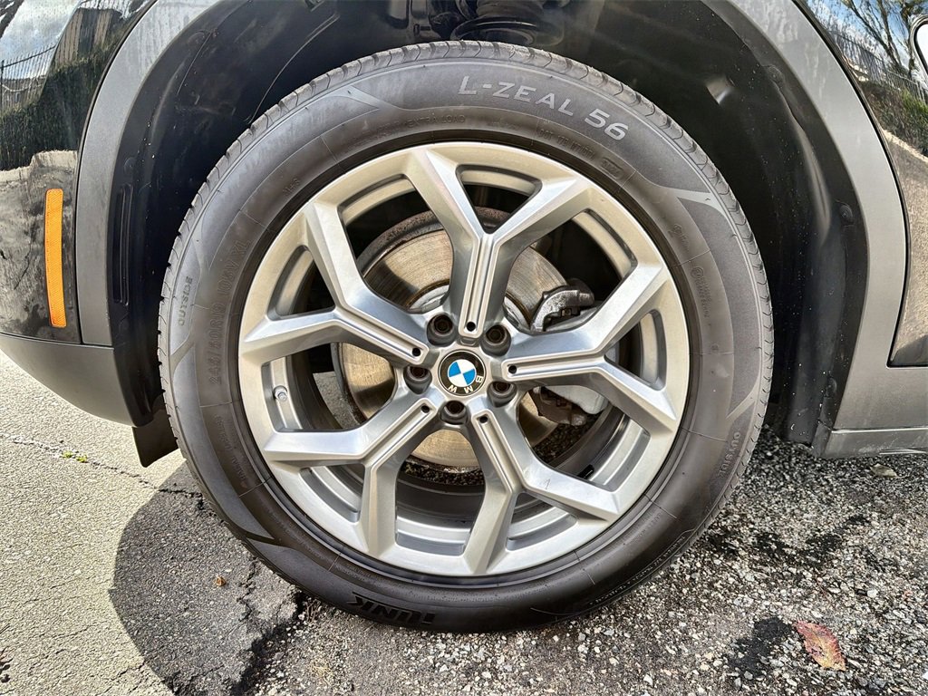 Used 2024 BMW X3 xDrive30i w/ Premium Essential Package image 19