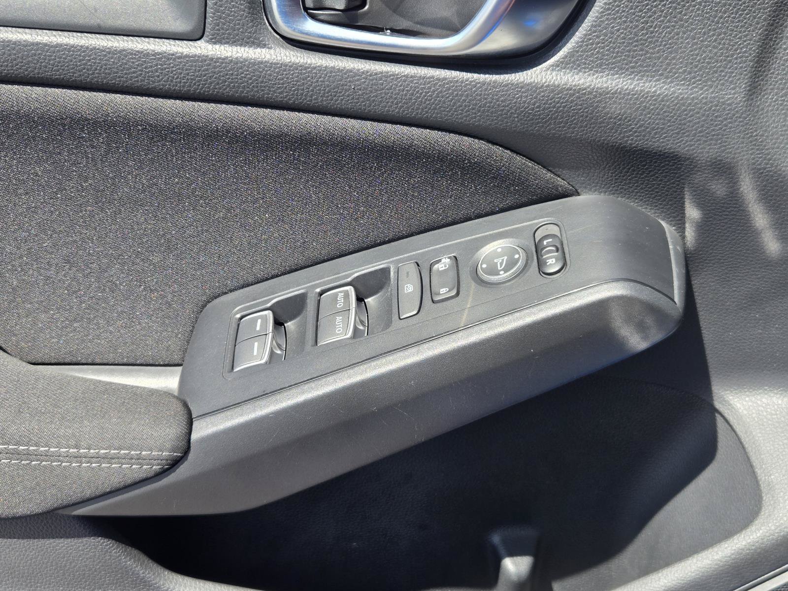 Used 2023 Honda Civic Sport image 21