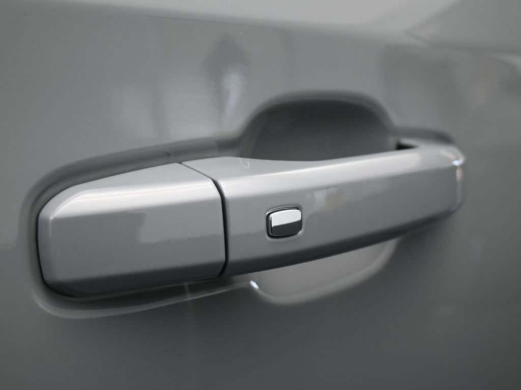 Used 2024 Chevrolet Silverado 1500 RST image 38