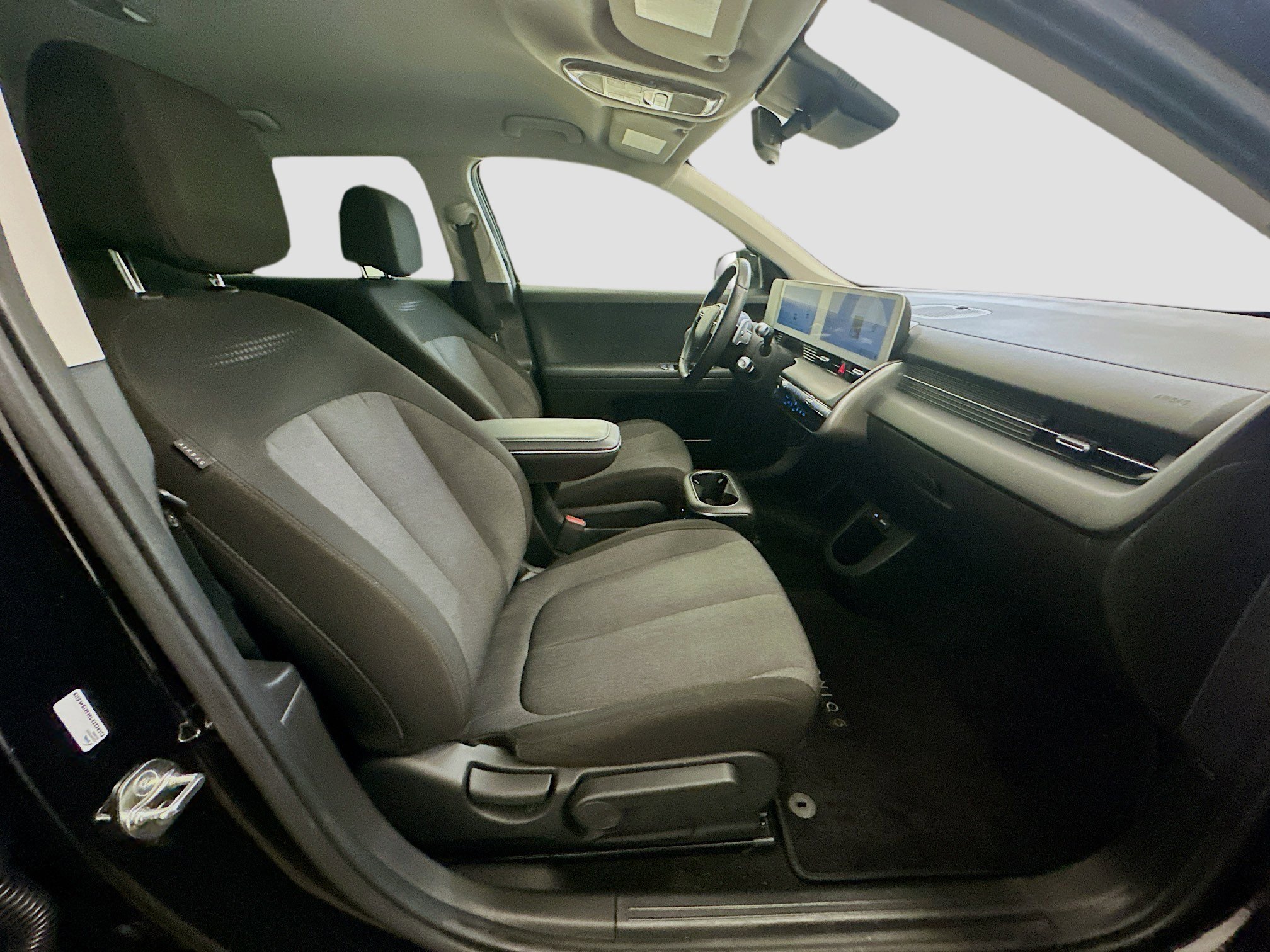 Used 2024 Hyundai Ioniq 5 SEL AWD/4WD image 32
