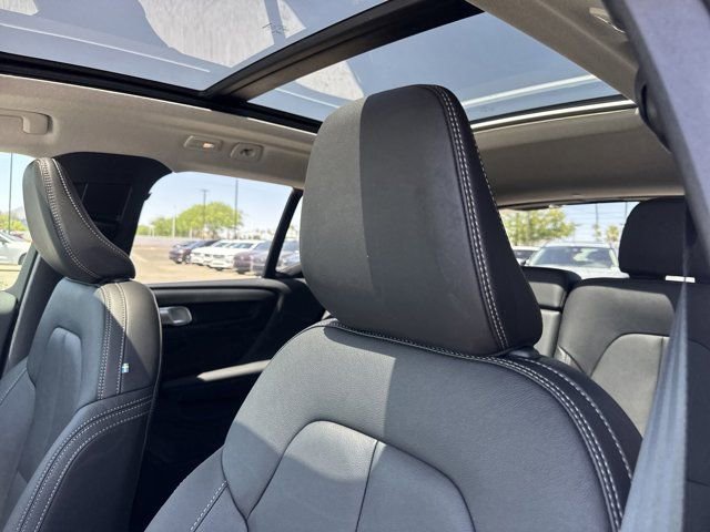 New 2025 Volvo XC40 B5 Core w/ Climate Package image 16